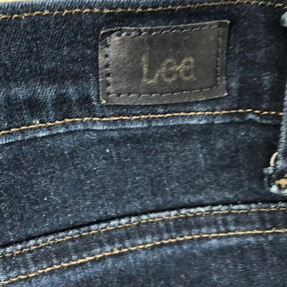 Lee Womens Jeans Size 10 Petite Lot of Two Straight Casual Denim Classic Blue - Picture 8 of 16